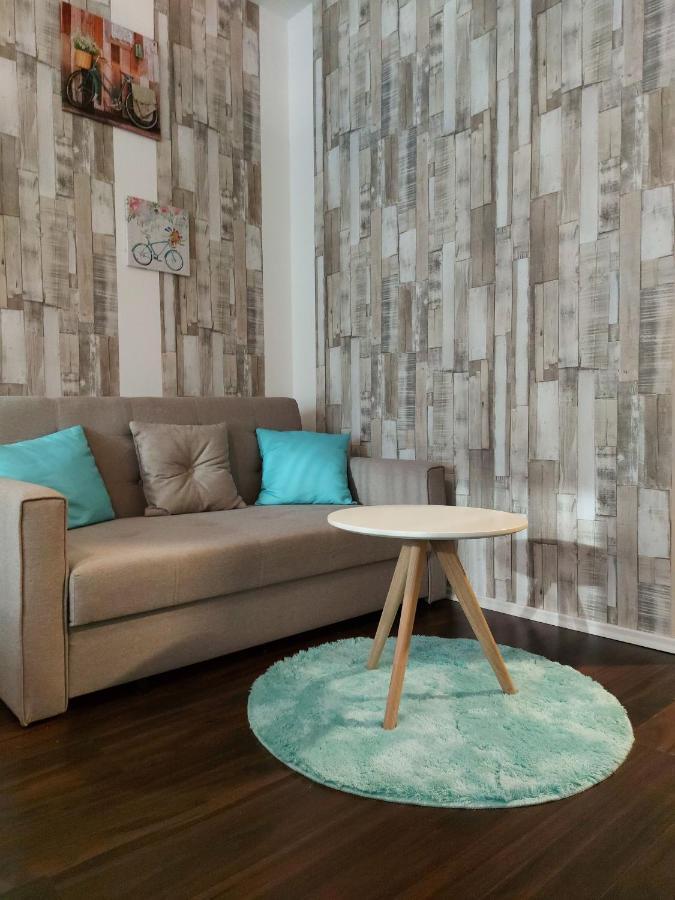 Bike & Spa Velence Apartman Εξωτερικό φωτογραφία